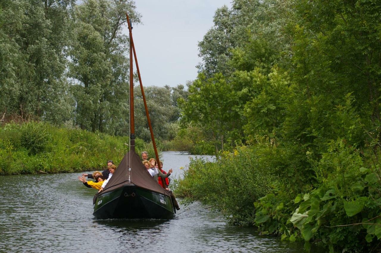 De Brabantse Biesbosch Hotel Werkendam Екстериор снимка